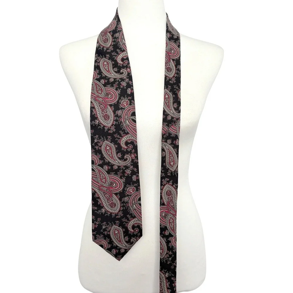 VTG Christian Dior Monsieur Paisley Silk‎ Tie Town & Country Prep Old Money